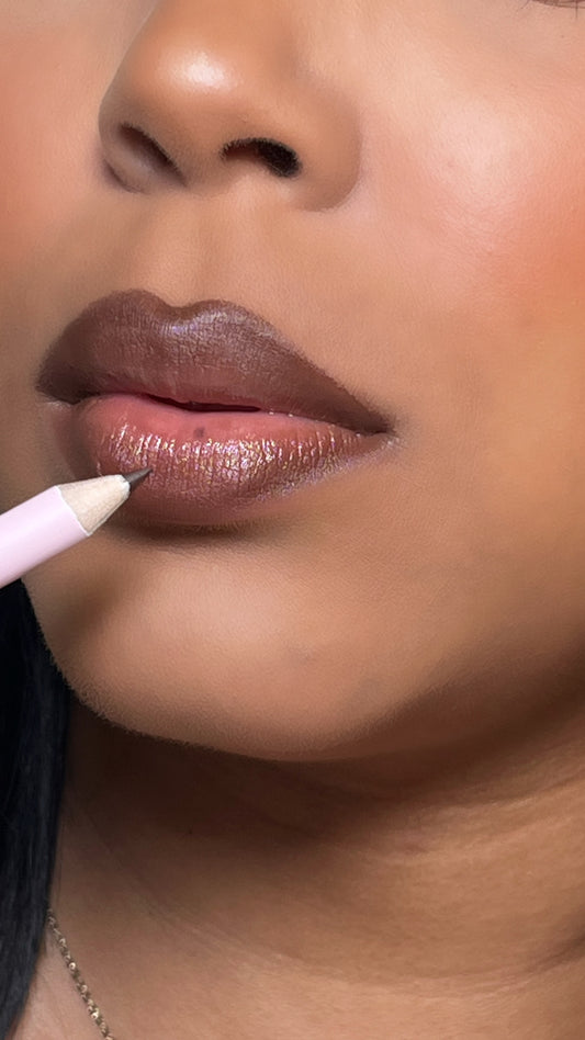 Universal Lip Liner
